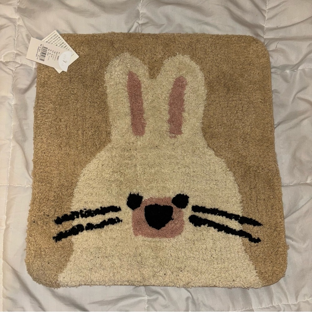 Cute bunny floor mat / rug